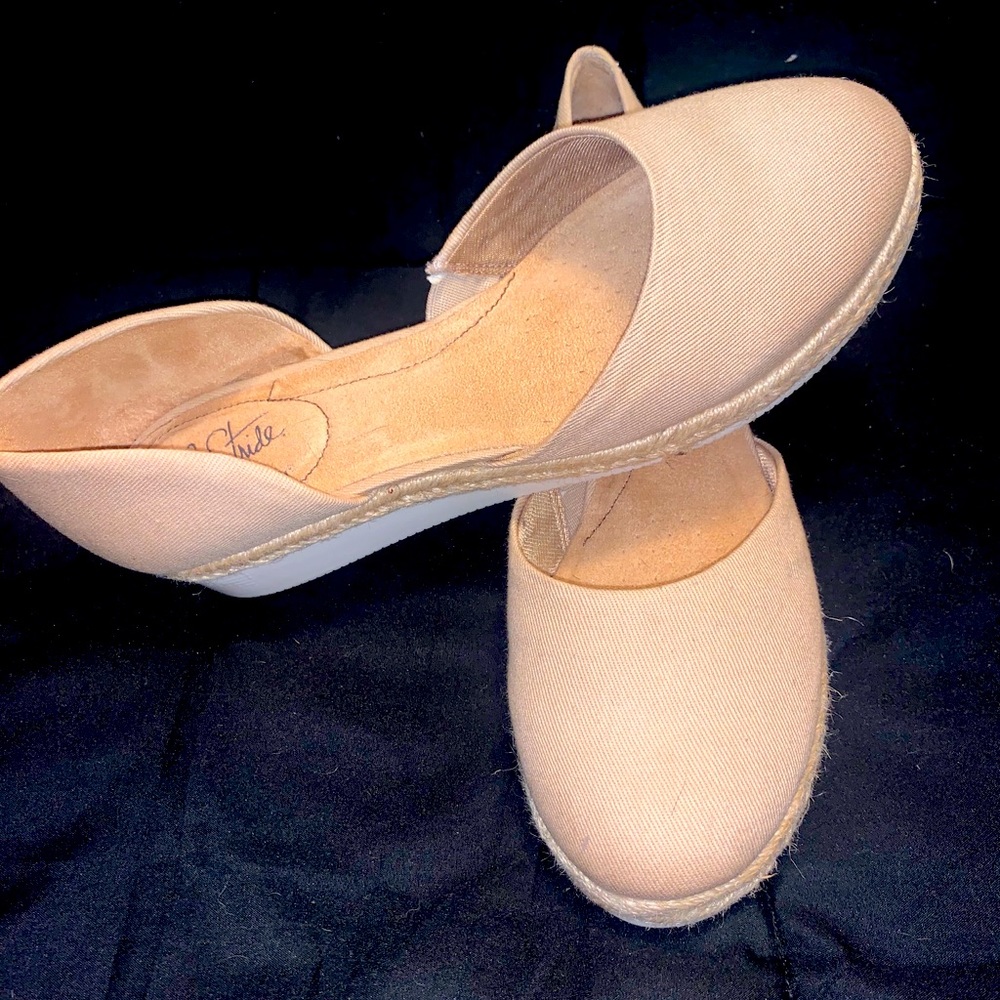 Life Stride Slip On’s!